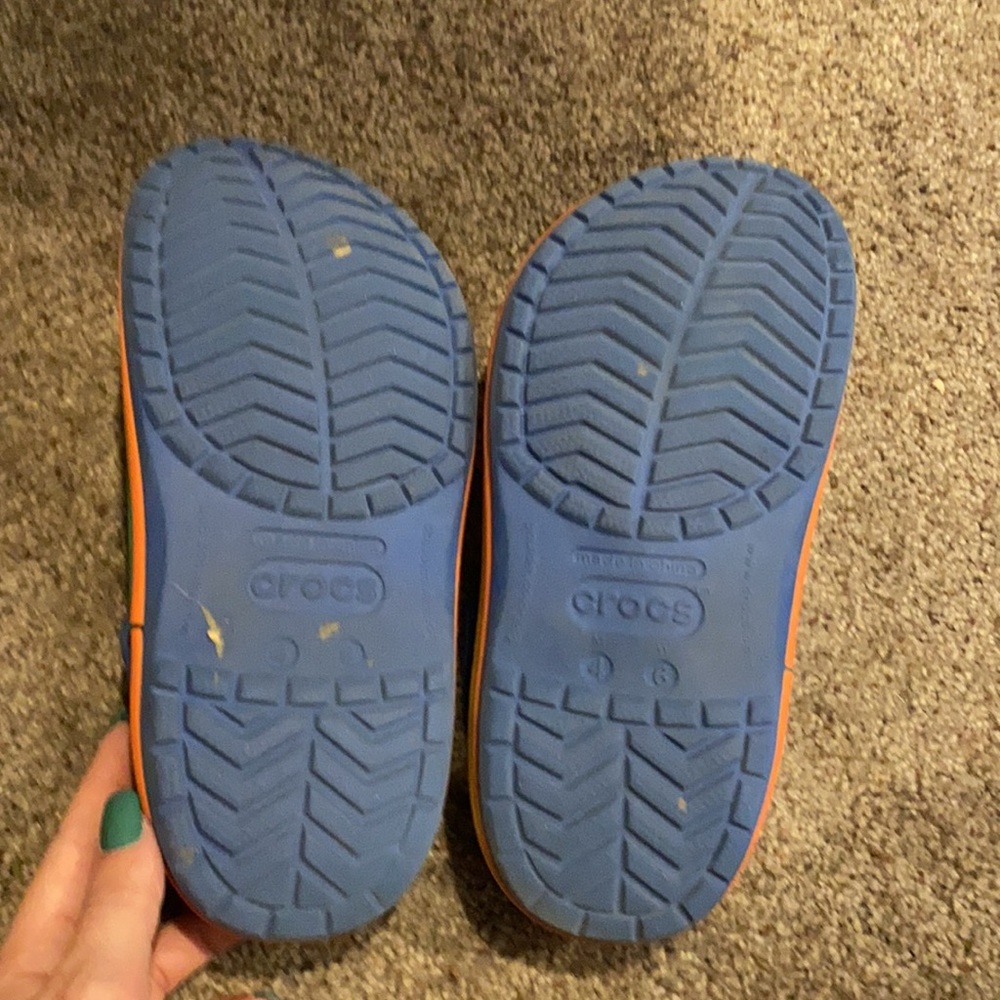 Crocs - Picture 2 of 4